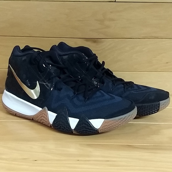 Nike Kyrie 4 Pitch Blue Basketball Shoe 943806 403 - Picture 2 of 7